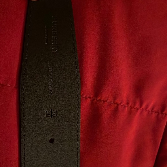 BURBERRY MADE IN ITALY 90/36 (NO BURBERRY BUCKLE JUST THE BELT STRAP ALONE. - Picture 4 of 7